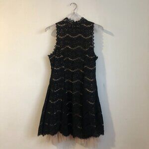 Three Pink Hearts Sleeveless Mock neck Lace Cocktail Dress Black Juniors Large